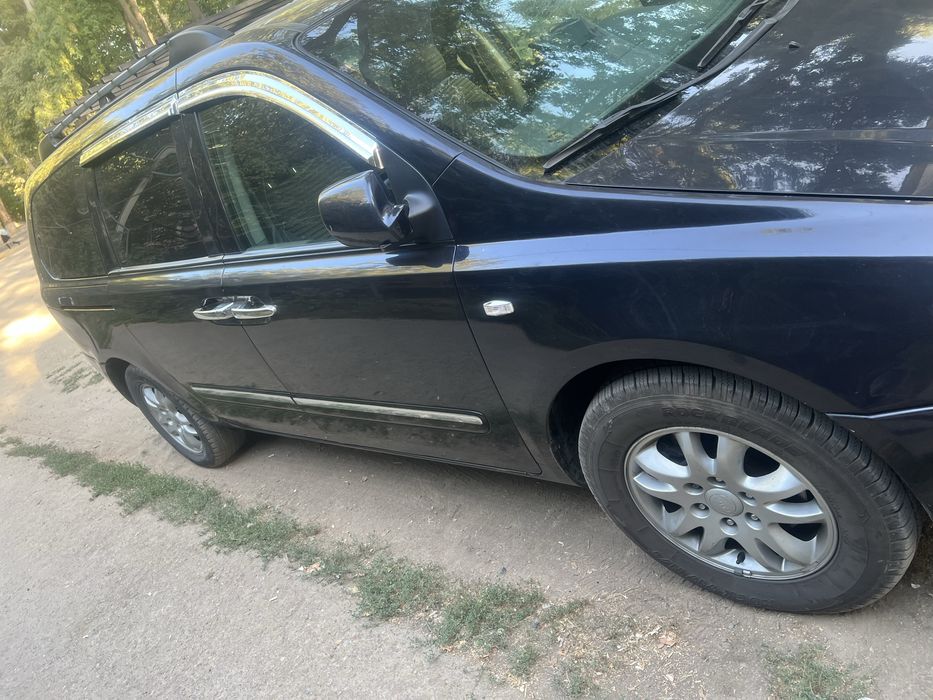 продам карнивал 2