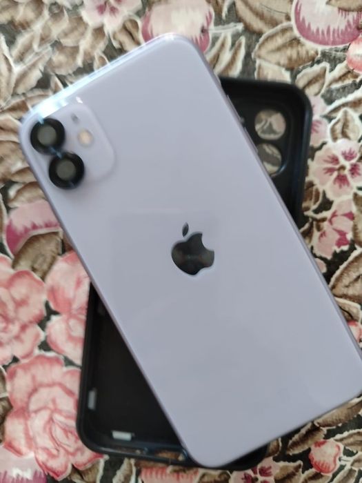Айфон 11. 128 гб емк 74