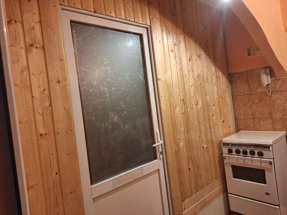 Proprietar. Garsoniera. Narciselor 12.  Bacau 26ooo e.