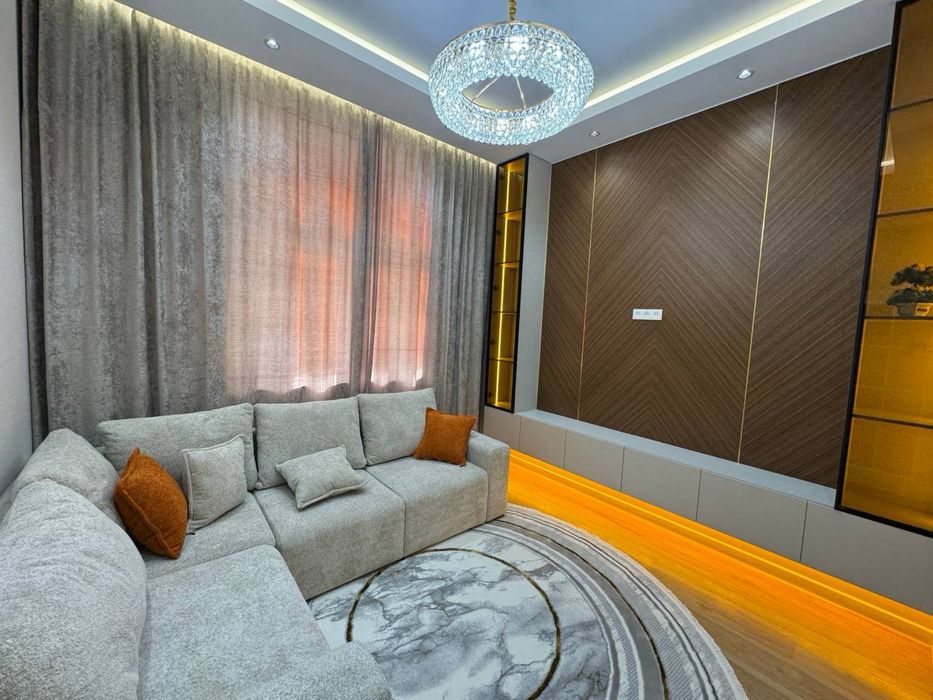 Продается 3 ком. Квартира на 1 этаже по ул. Озод Шарк за МЧС