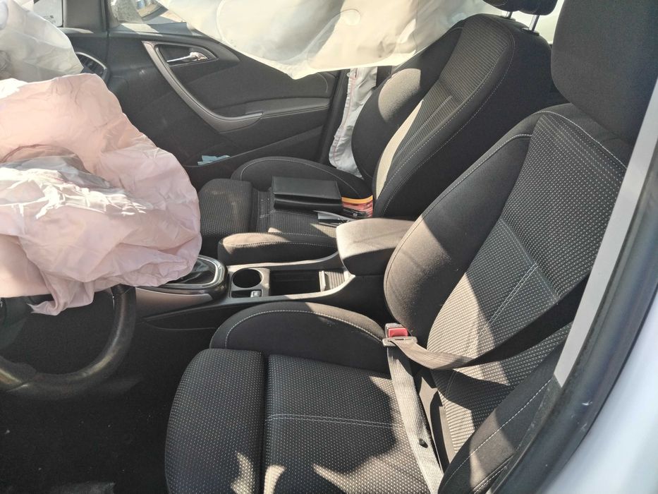 Opel Astra J 1.7cdti 110 к.с. на части