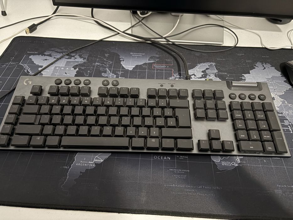 Tastaturã Logitech G815 stare perfecta