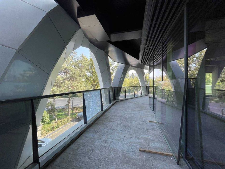 Торговое помещение / офис в аренду в NRG "U-Tower". 239кв.м.