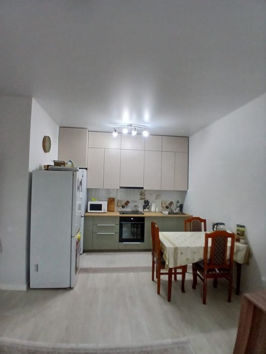 Продам 2 комнатная квартира