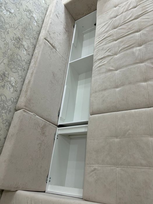 Продам диван срочно