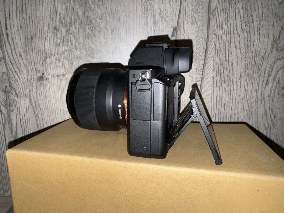 Sony A7 ii + FE 1.8/50