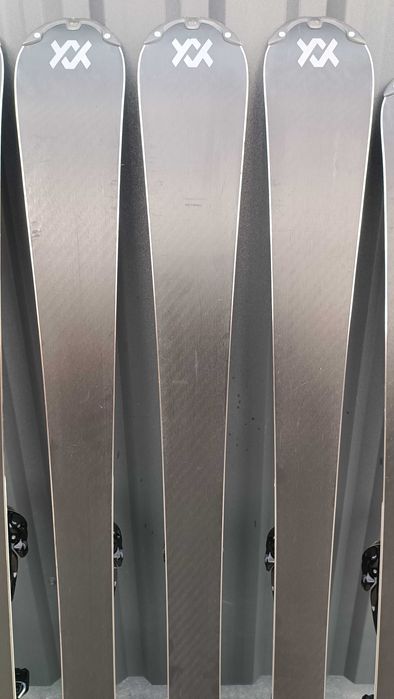 Schi, ski, schiuri second hand Volkl FLAIR 137, 144, 151, 158 cm