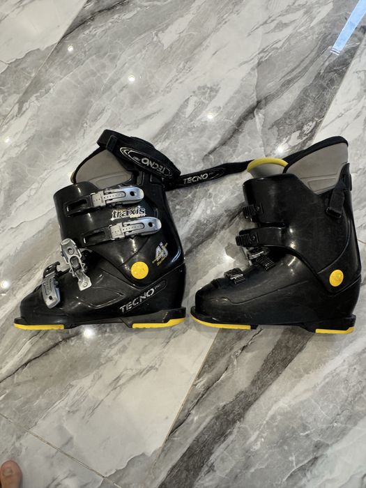 Горнолыжные ботинки Techno Pro Traxis