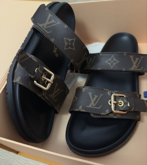 Slapi Louis Vuitton