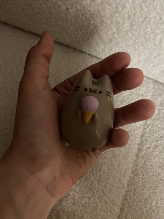 Продам фигурку дешево