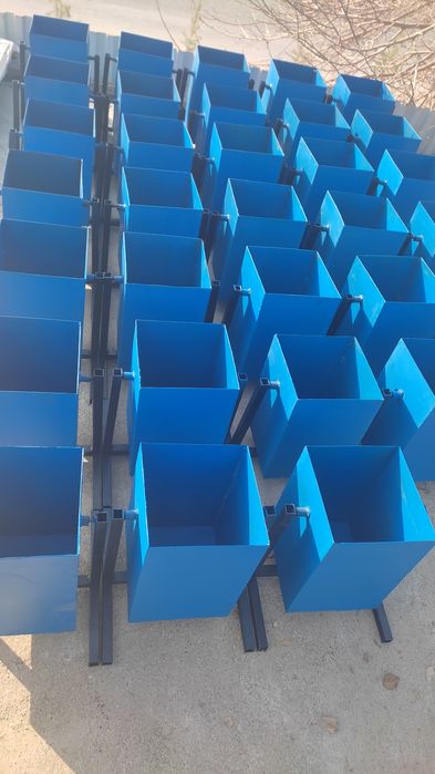 chiqindi idish va urna