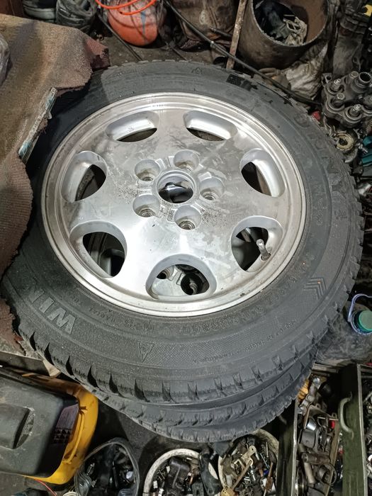 Продаю диски с резиной зимней