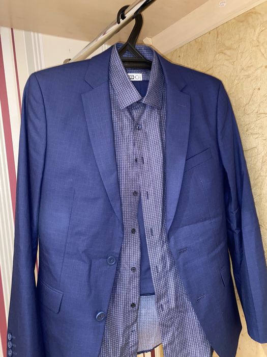 Продам костюм двойку