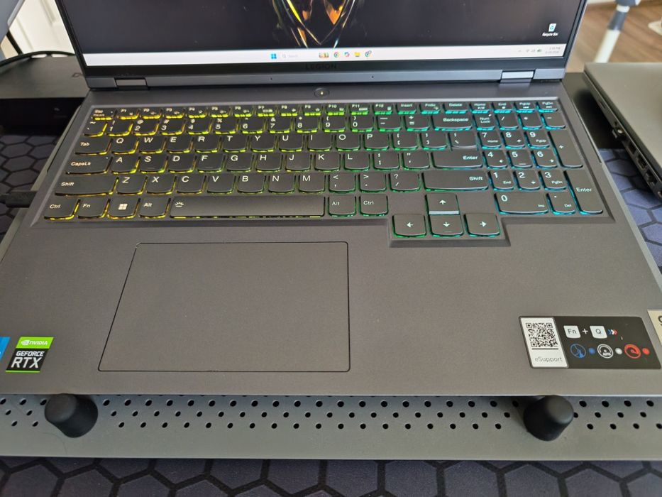 Vând Laptop Gaming / Editare – Intel i5 Gen 12 | 32GB RAM | RTX 3060 (6GB) | 1.5TB SSD | Win 11 Pro