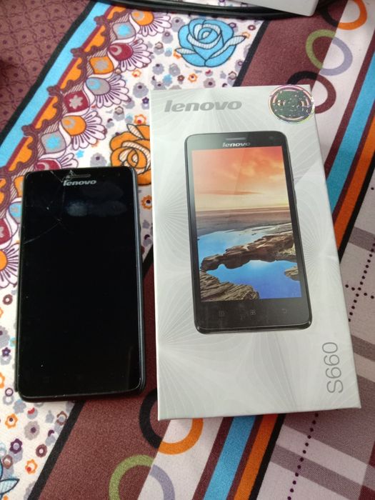 Телефон Lenovo S660