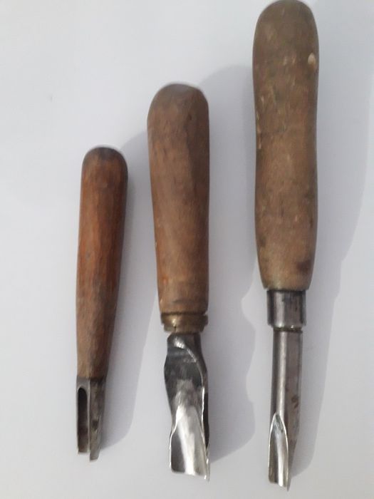 Продаю инструменты.