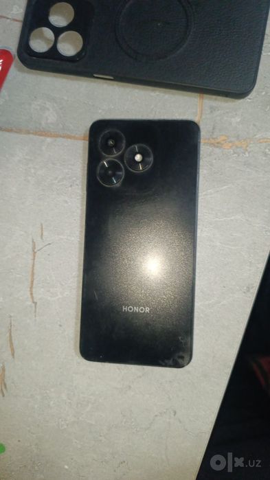Honor x5c plus sotiladi
