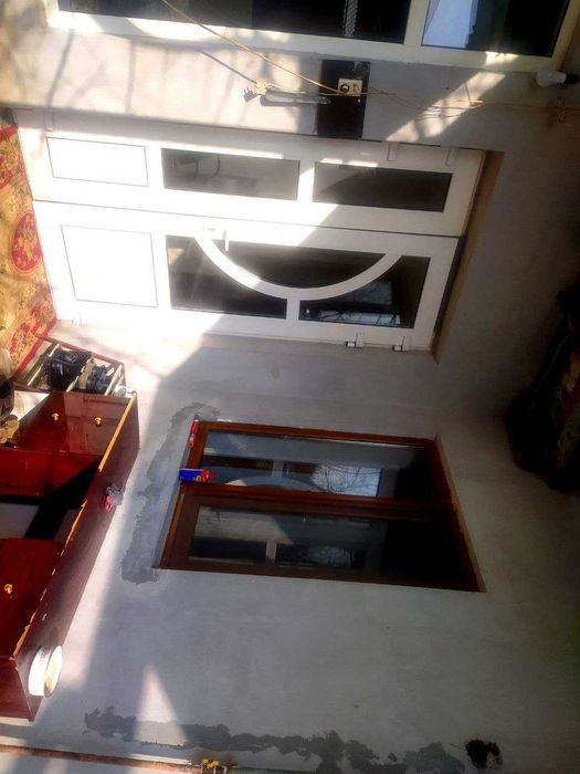 ПРОДАЕТСЯ ДОМ 4.5 СОТОК  4 ком на границе Ташкента  Кибрай рн