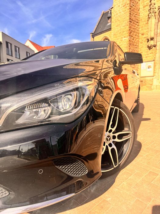 MERCEDES-BENZ CLA 0 — imagine 5