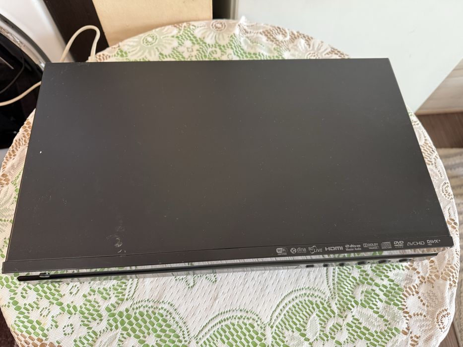 Yamaha BD-S673 blu-Ray disc