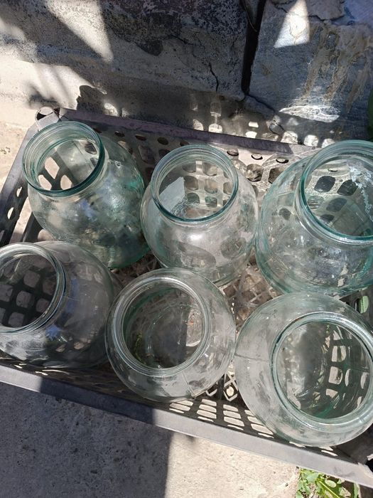 Банки стеклянные 2х и 3х литров и керамическая легены