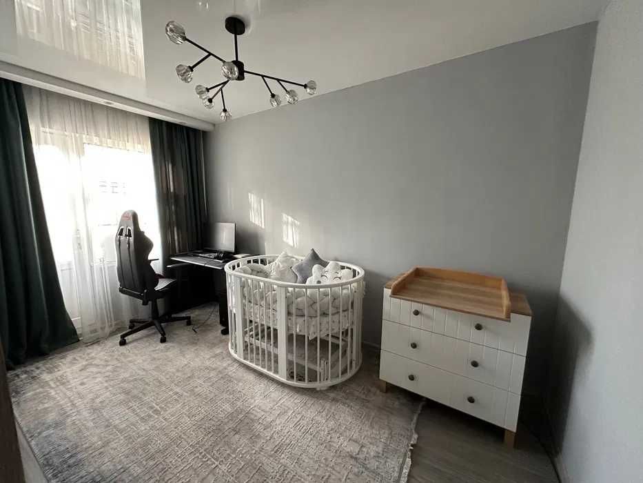 СРОЧНО продается 3-комнатная квартира