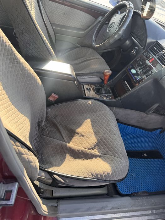 Продам mercedes c180