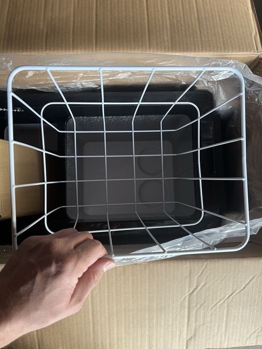 Компресорен Хладилник 45л с фризер Alpicool NCF45 за кола и камион