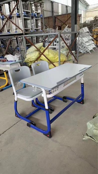 Парта школьная новая модель