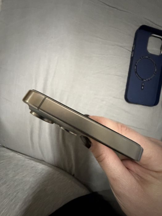 Продам iphone 15 pro max 256gb 86%