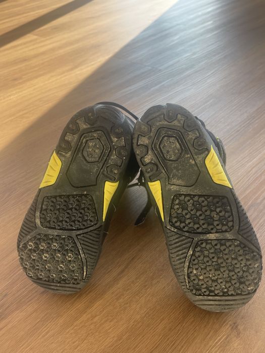 Vând Boots morrow