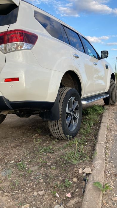 Продаеться внедорожник