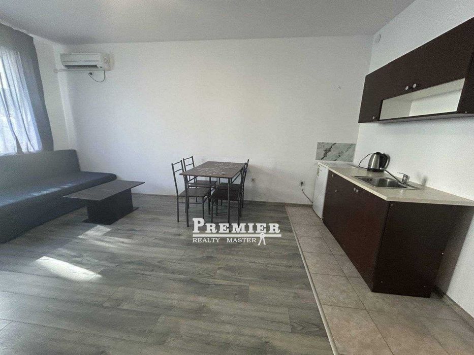 Продава се Двустаен апартамент в Поморие - 56 кв.м за 1354 €/кв.м - Снимка #1