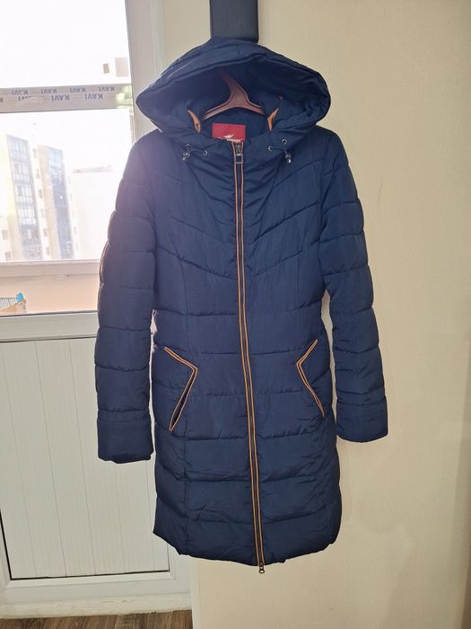 Продам зимнюю куртку