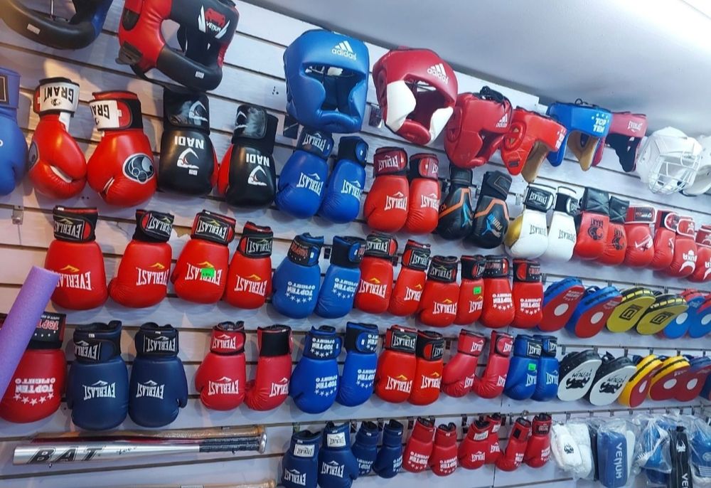 Боксёрские перчатки