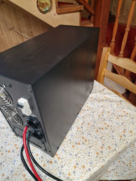 Invertor 24v cu incarcare