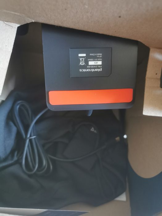 Căști wireless Poly Voyager 4310 UC – Bluetooth + USB