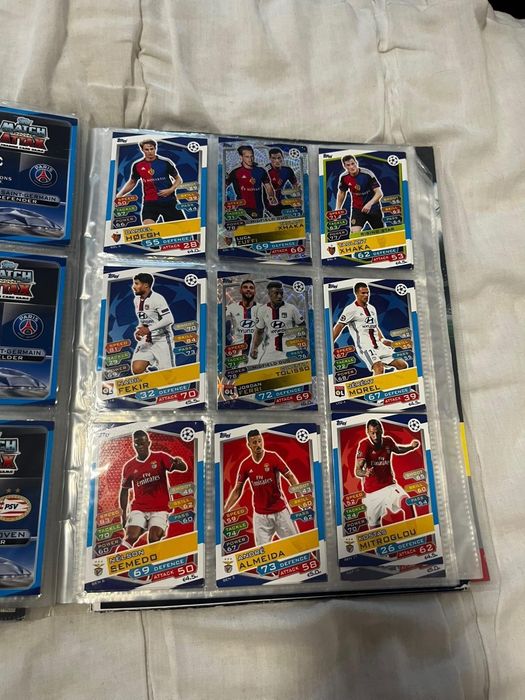 MATCH ATTAX колекция с много редки карти