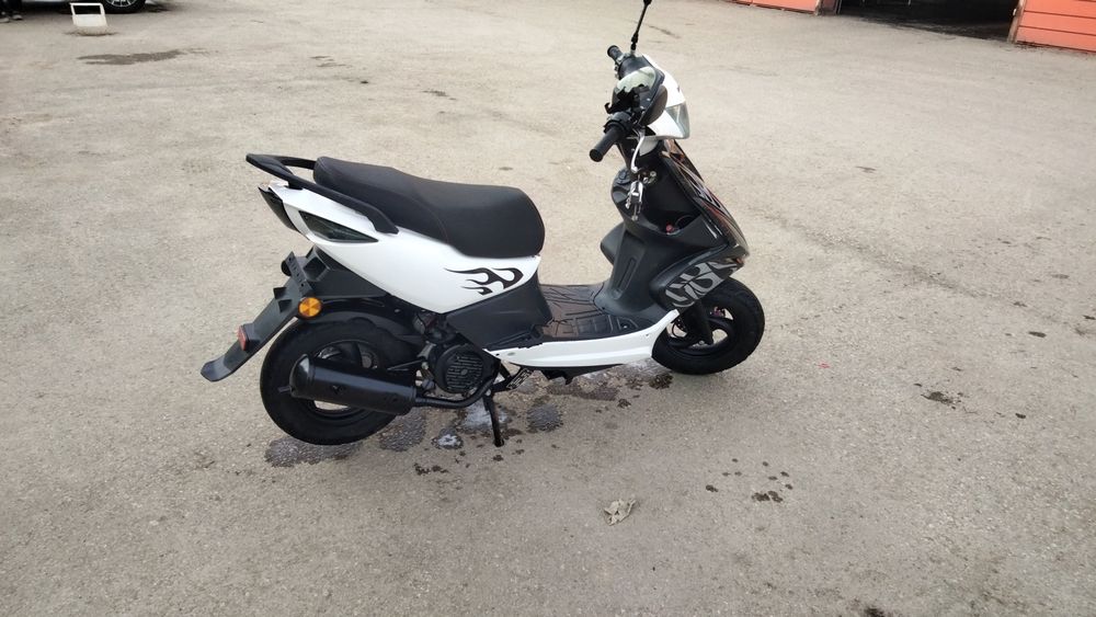 Продам скутер 125