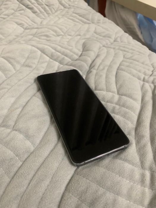 Продается samsung s20 на 128 гб