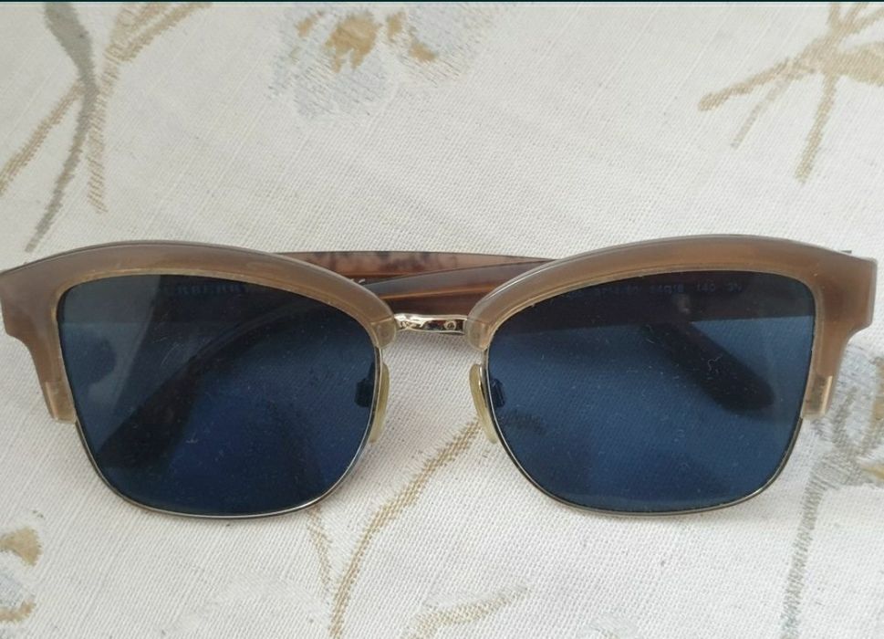 Ochelari de soare Burberry