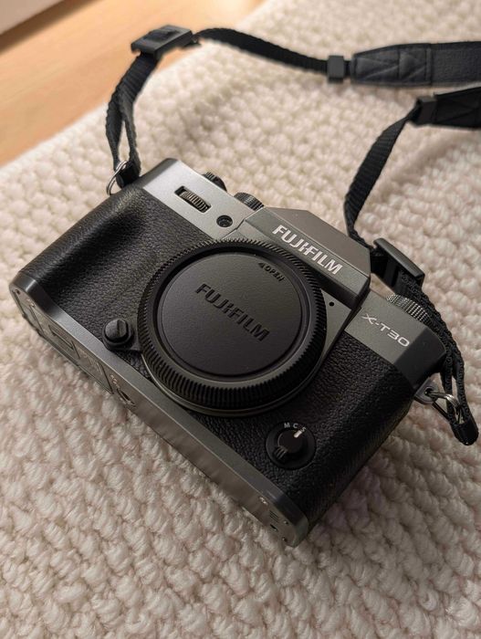 Фотоапарат Fujifilm XT-30 с обектив XF 18-55