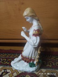 Продам статуэтку гадания на ромашки и сабачек.