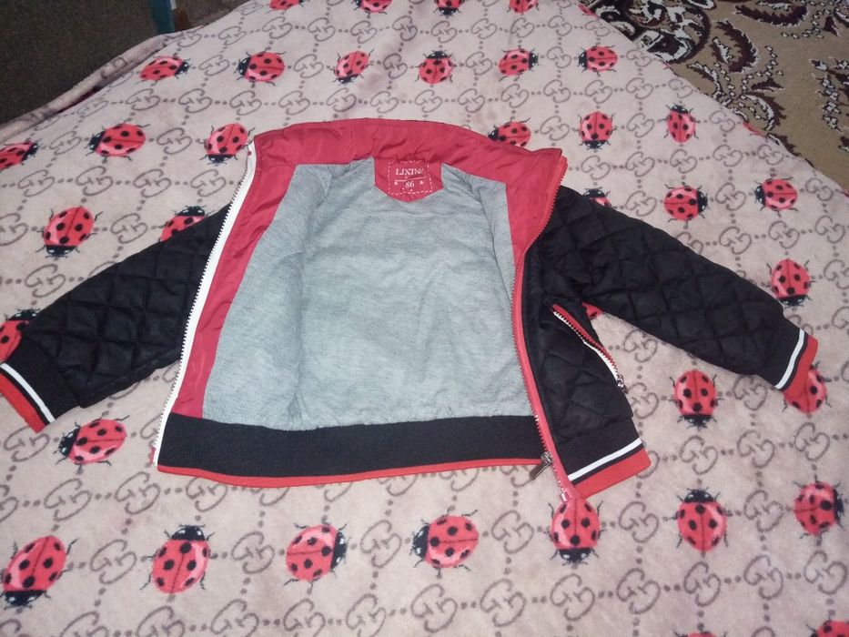 Продам куртки детские недорого