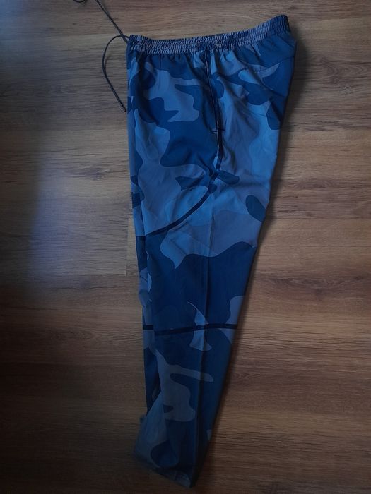 Puma Stampd мъжко долнище M размер.