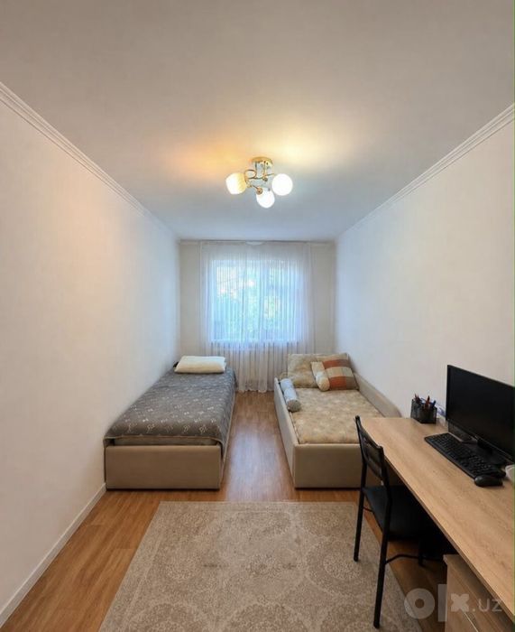 Продам квартиру 3 комнаты Ойбек ,Госпитальный