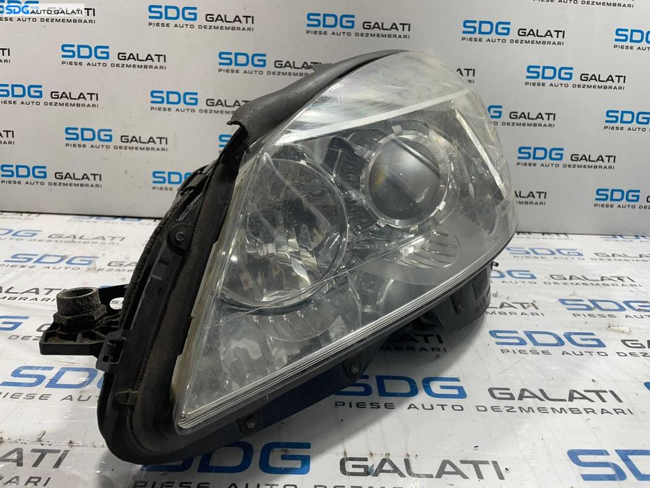 Far Stanga cu Lupa FARA Xenon Mercedes Clasa C Class W204 NFL Non Facelift 2007 - 2010 Cod A2048208561 030123460300 [L4736]