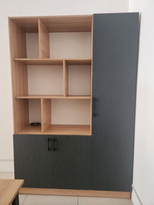 Ofis mebel to'plamlari