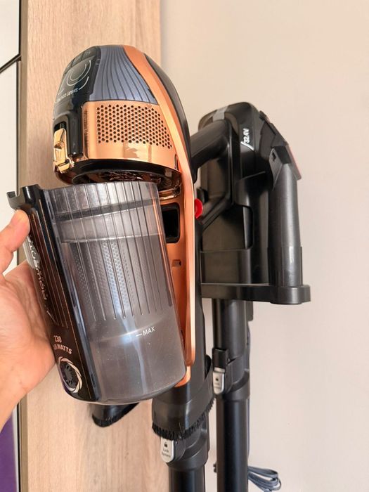 ROWENTA X-FORCE FLEX 15.60 (32.4V) – почти нова, комплект