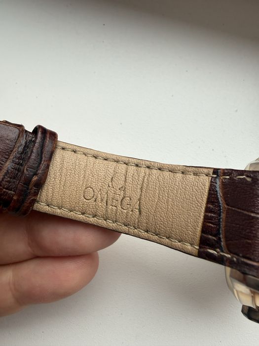 Продаю японские часы Alba